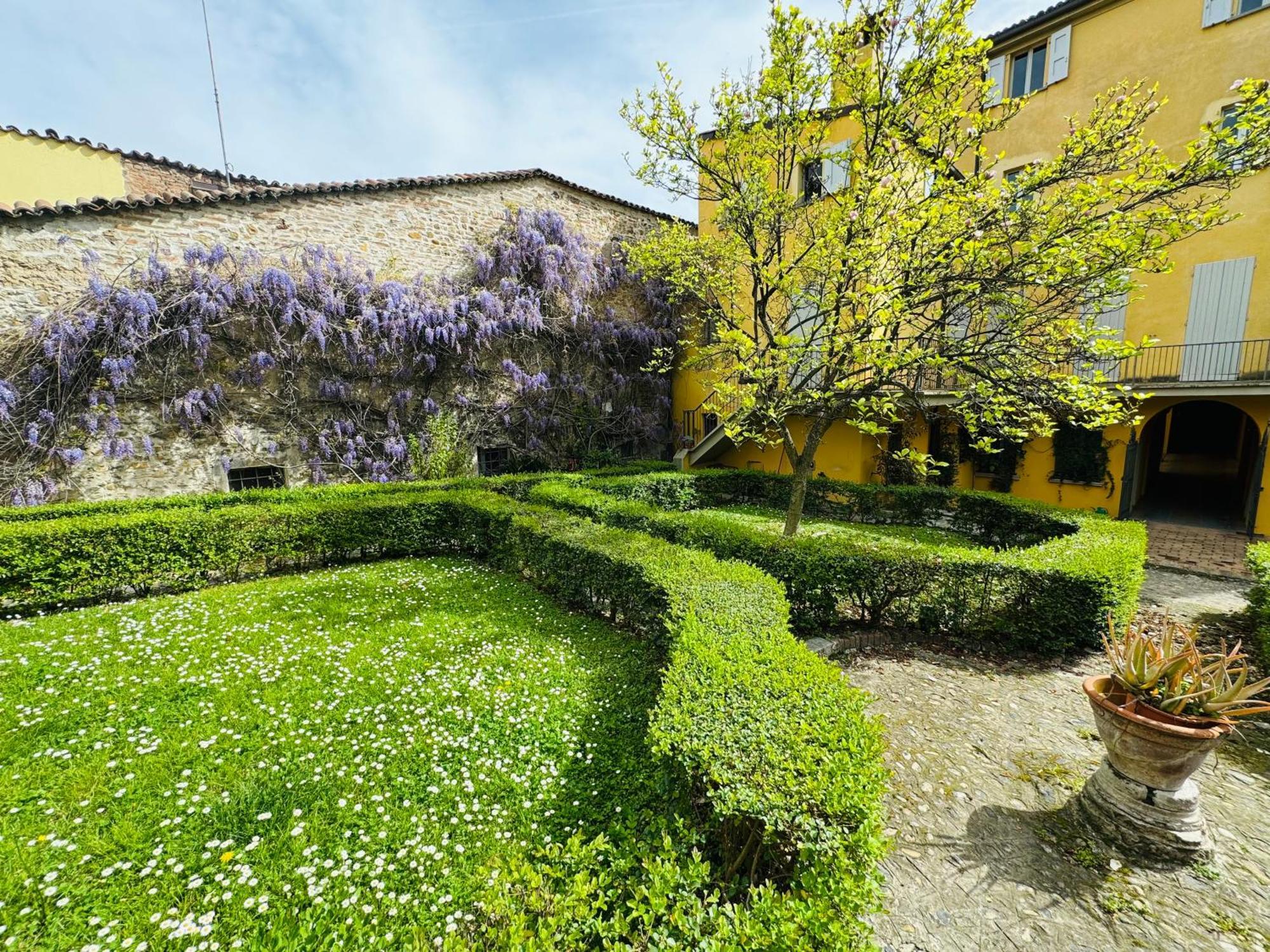 Melograno'S House Apartment Bologna Exterior photo